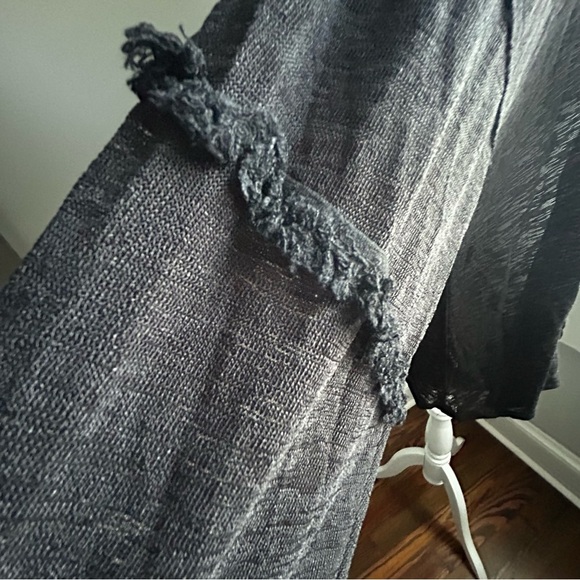 Umgee Black Distressed Women's Sweater with Fringe Details NWT - Picture 2 of 4